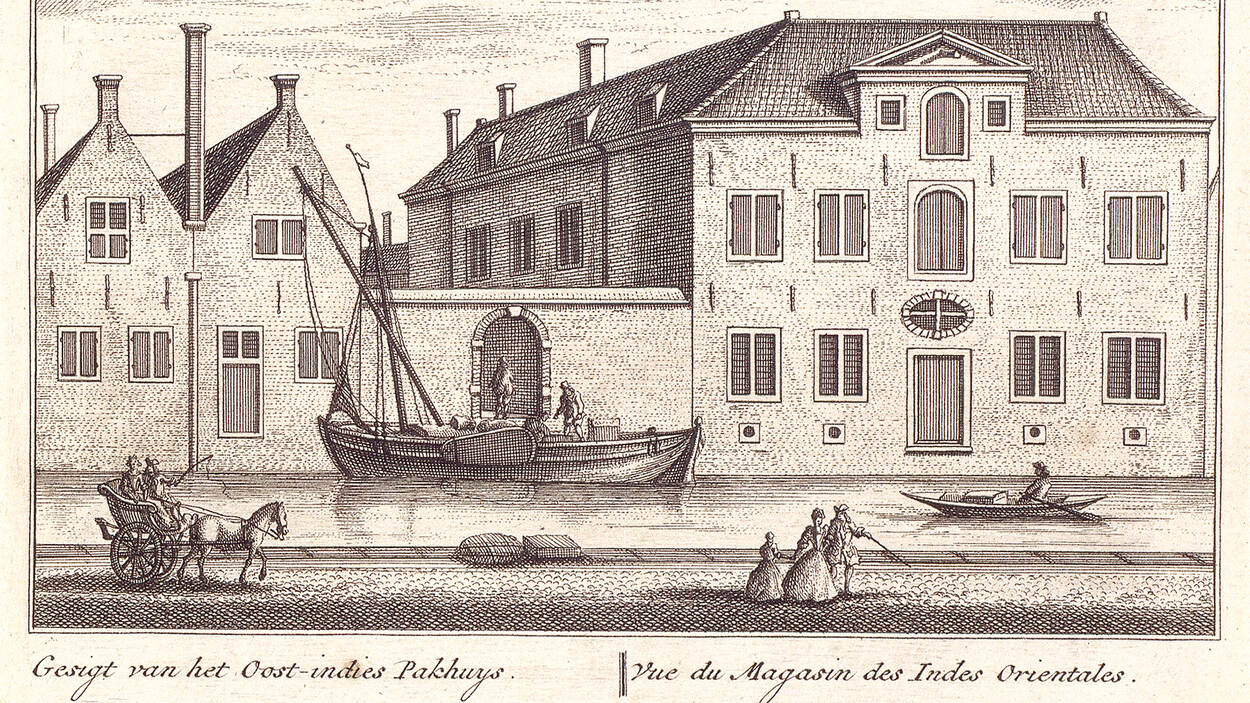 AA5682 Anoniem, Gesigt van het Oost-indies Pakhuys te Delft, tweede kwart 18de eeuw
